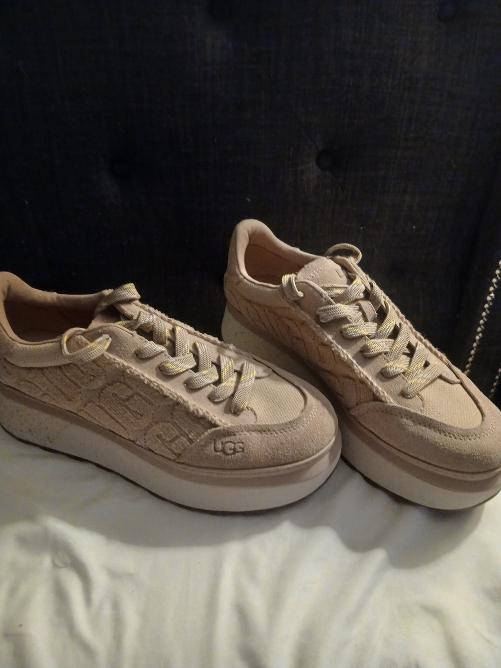 UGG Marin Lace Logo Platform Sneakers in Tan Size 12 Ladies - Picture 2 of 3